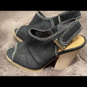 CK Denim stacked heel pump Size 6